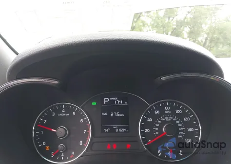 2018 Kia Forte Lx z USA, uszkodzony, nr VIN 3KPFK4A72JE224273